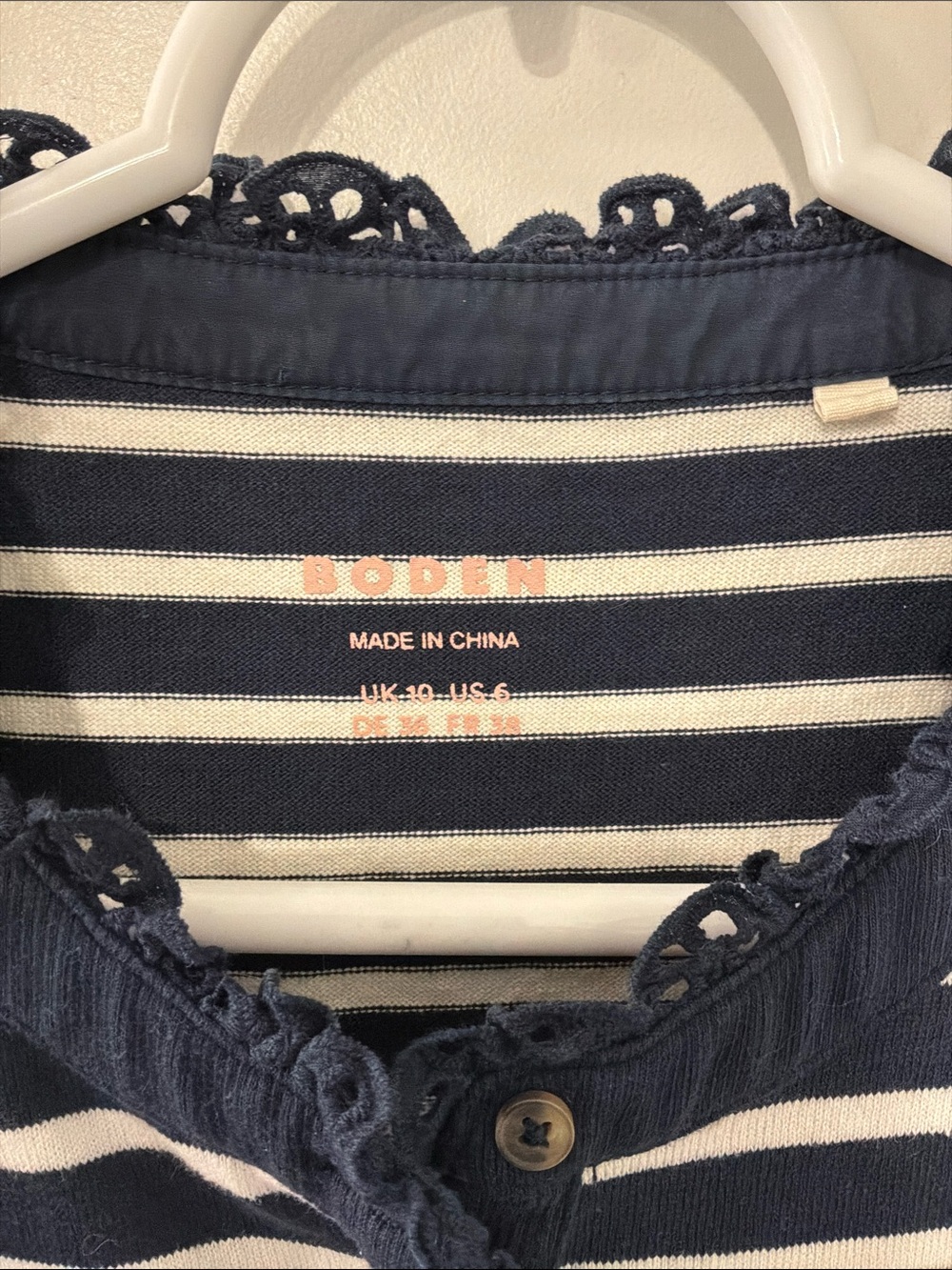 Boden NWOT Striped Puff Sleeve Henley - Picture 4 of 4